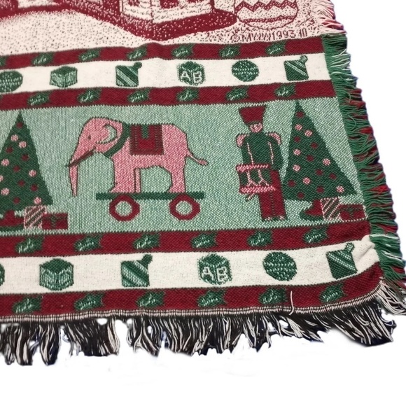 Manual Woodworkers Weavers 1993 Christmas Throw - Picture 5 of 9
